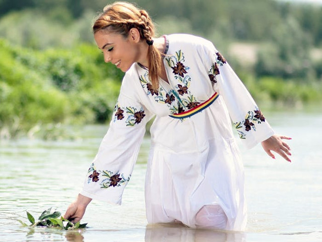 Limba romana este singura limba romanica din Estul Europei