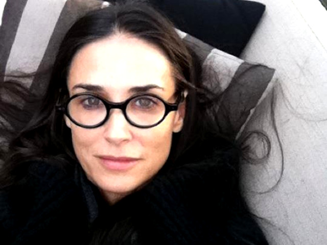 Demi Moore - 150 de miloane de dolari