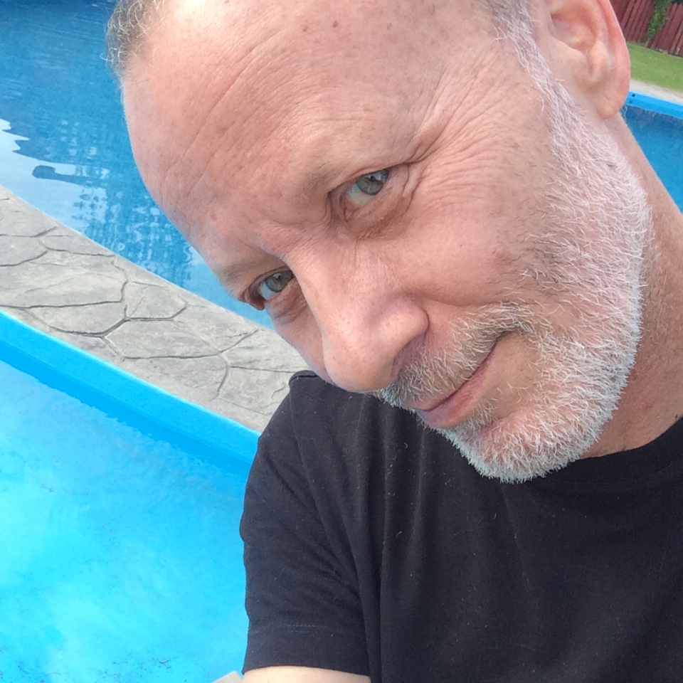 A fost arestat 3 ore pentru consum de droguri, dupa aparitia unor fotografii intr-o revista