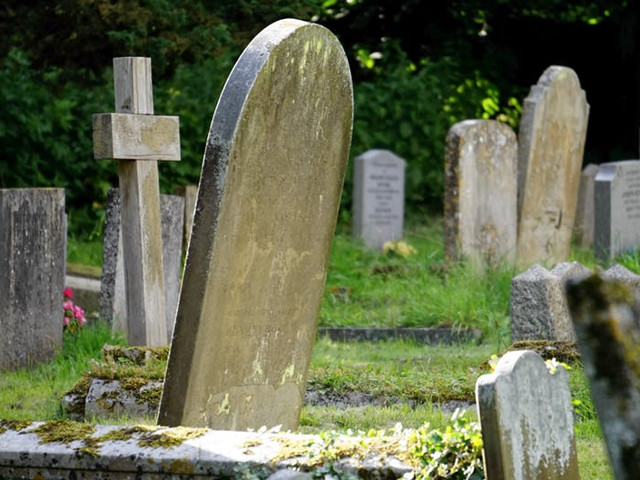 Mormantul necunoscut