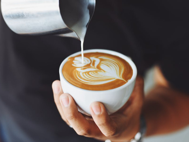 Oamenii din intreaga lume consuma 2.25 miliarde de cesti de cafea in fiecare zi