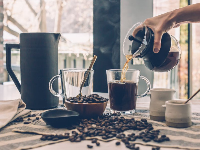 Daca tipi 8 ani, 7 luni si 6 zile, vei produce destula energie pentru a incalzi o ceasca de cafea