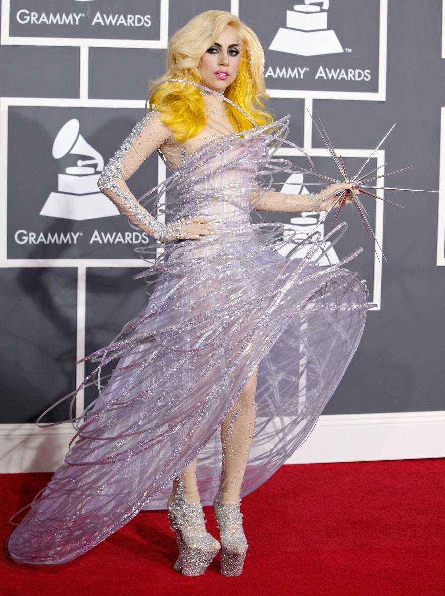 Lady Gaga, la gala premiilor Grammy 2010, Los Angeles