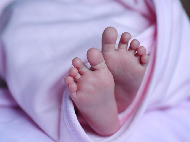 Fetusii avortati dupa 18 saptamani de sarcina pot supravietui. Se intampla in 4 din 100.000 de cazuri