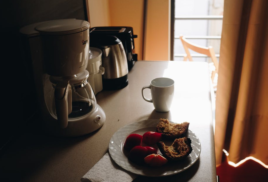 Legume gatite la abur intr-un filtru de cafea