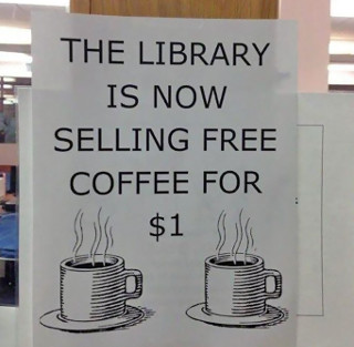 O librarie ofera cafea gratis pentru... un dolar