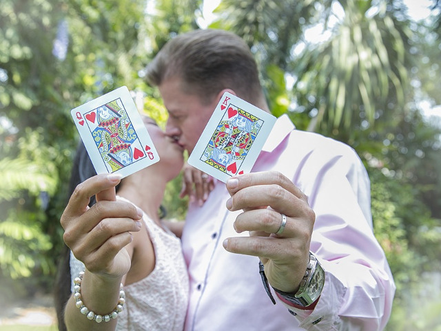 Tine casnicia de noroc?