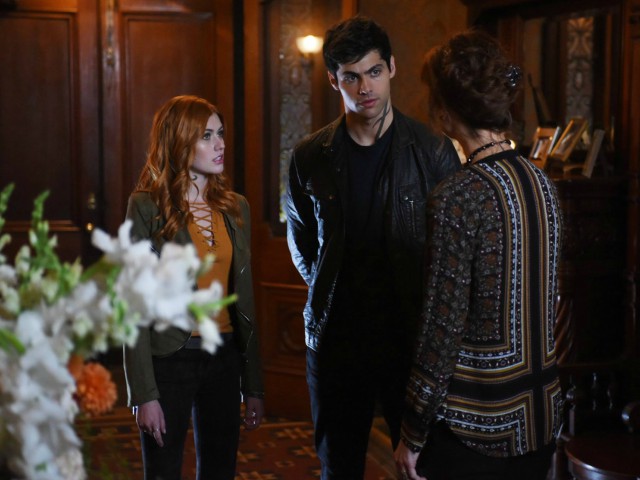 Shadowhunters (2016-)