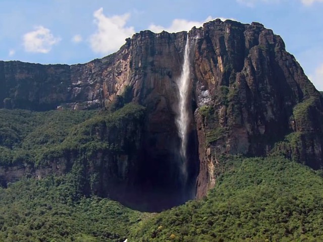 Cascada Angel Falls din Venezuela