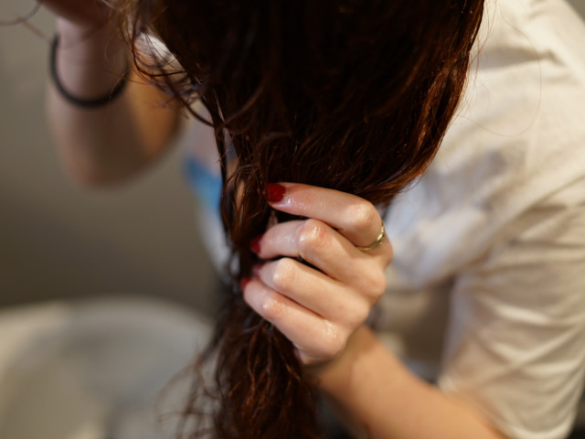 Spalarea parului prea des / prea rar