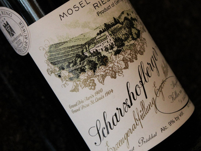 Scharzhofberger Riesling (podgoria Egon Muller din Mosel, Germania) - 8.000 de euro