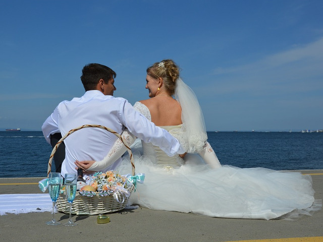 "Dragostea e ca un zambet: niciodata nu are valoare daca nu o daruiesti" (Walter Scott)