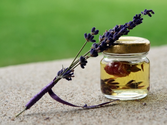 Ulei esential de lavanda