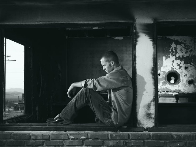 "Urmeaza-mi instructiunile, insa asuma-ti esecurile"