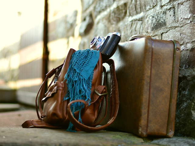 "Pleaca, dar nu ma lasa singur"