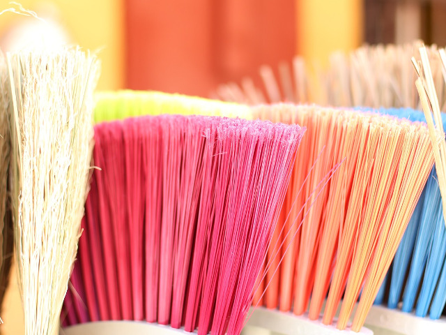 Curata-ti casa cu atentie