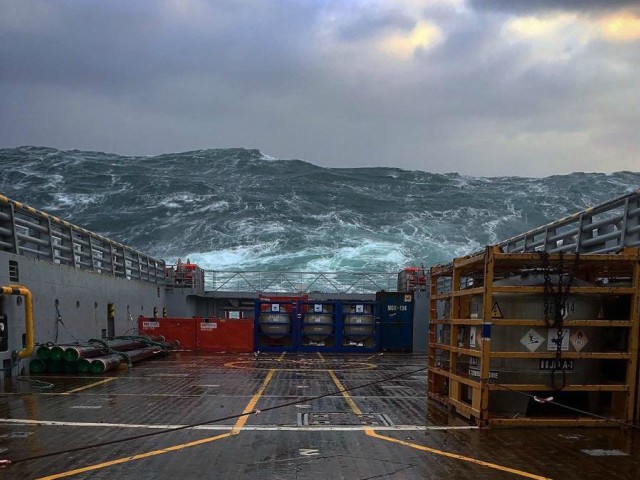 Valuri extreme in Marea Nordului