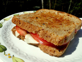 Pe perioada sarcinii, mancarea nu e niciodata suficienta