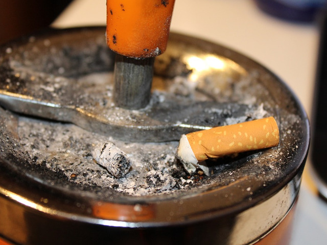 Scrum de tigara si ceramica