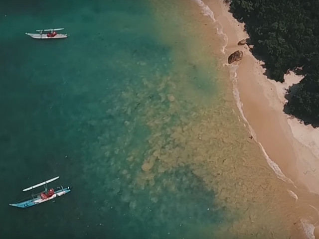 Unawatuna Beach, Sri Lanka