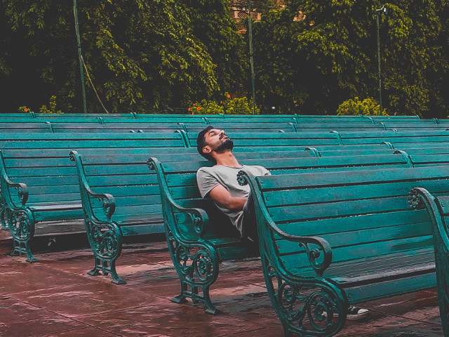 Amani intreprinderea anumitor activitati