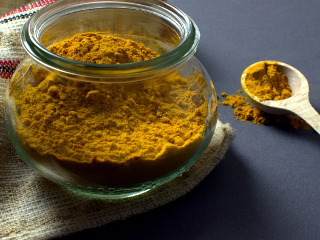 Castravete si turmeric