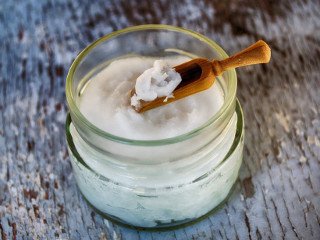 Ulei de cocos si pudra de cacao