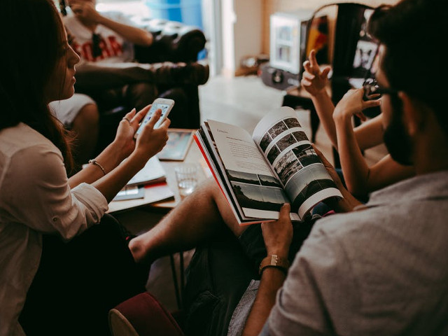 Intelege ca nu poti multumi pe toata lumea