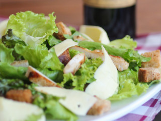 Mananca usor si nu bea vin