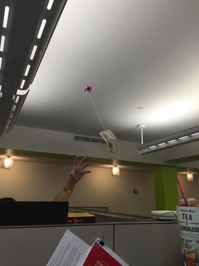 Un coleg care nu si-a recuperat usor banii pe care i-a imprumutat