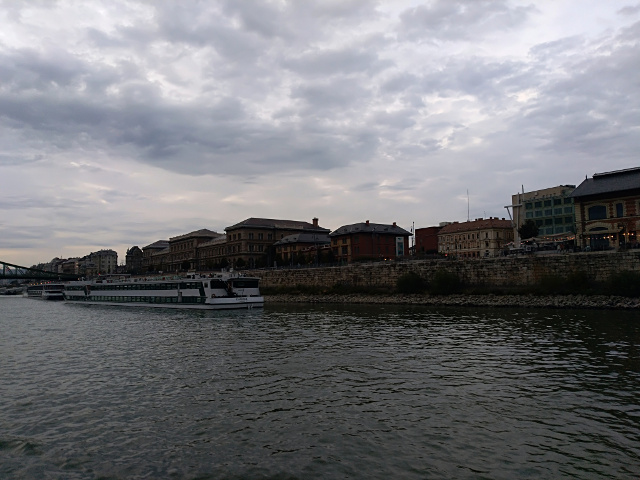 "Orasul cu doua lumi: Buda si Pesta"