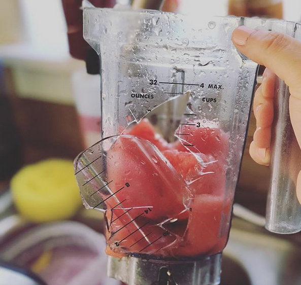 Cand vrei sa ai un stil de viata sanatos, dar destinul este impotriva