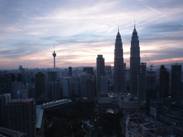 Capitala dominata de Turnurile Petronas