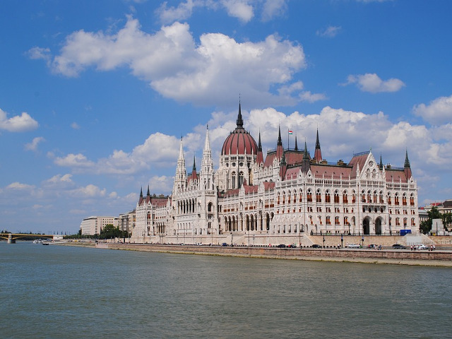 Una dintre cele mai vechi cladiri legislative din Europa