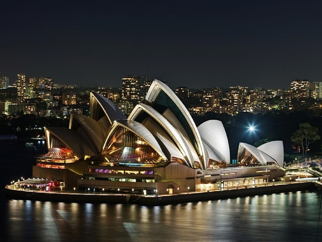 Locul in care s-au desfasurat unele din cele mai memorabile spectacole artistice de opera, teatru sau balet