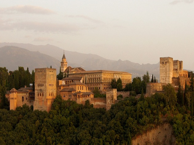 Se numara printre cele mai importante monumente de arhitectura islamica