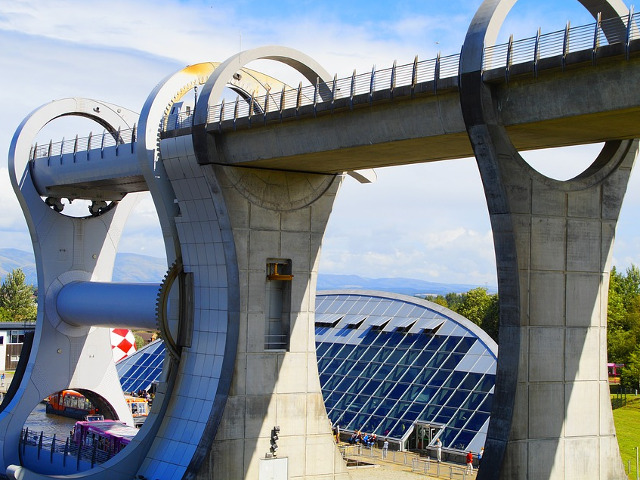 Mecanism unic pe Glob, de legatura intre doua canale navigabile care se afla la inaltimi distincte