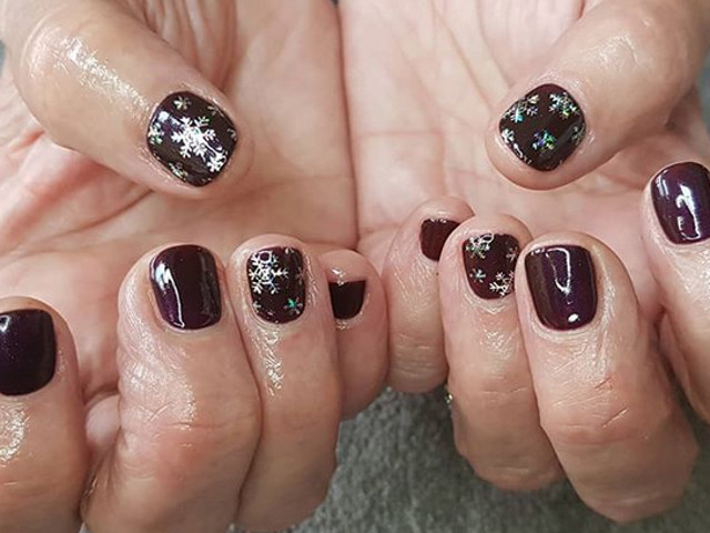 Nu trebuie sa ai unghii mari pentru a fi frumoase