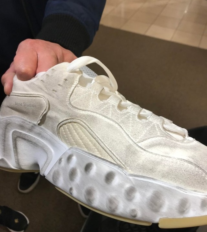 Articole care par murdare, desi sunt noi.