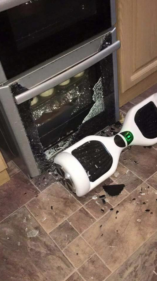 O masa de Craciun complet ruinata