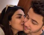 Priyanka Chopra si Nick Jonas s-au casatorit intr-o ceremonie fastuoasa intr-un palat din India
