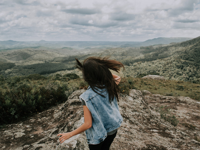 Mai putin shopping in vacanta