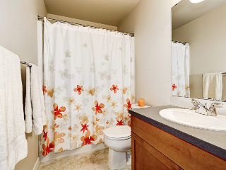 Freci perdelele de dus din plastic