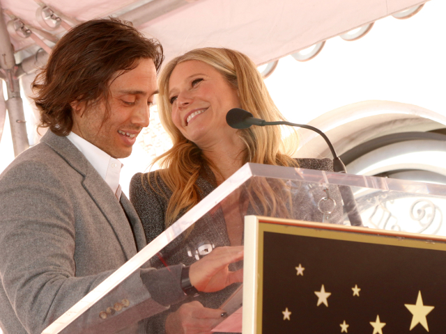 Radiind, alaturi de Brad Falchuk