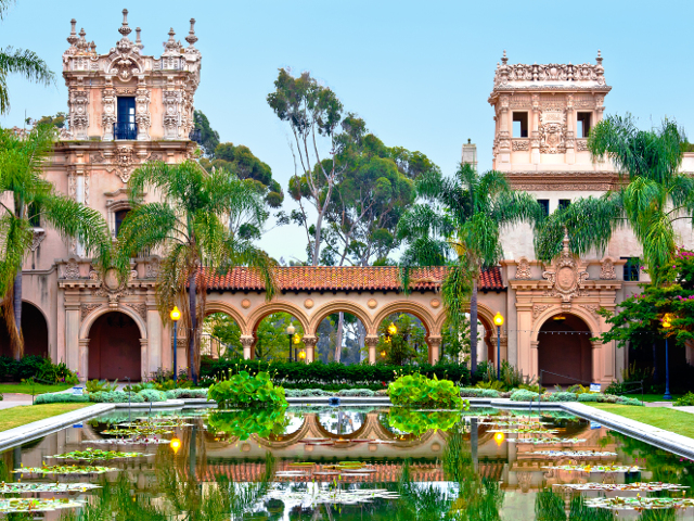 Parcul in care se gasesc opt gradini, printre care si Alcazar, castigatoarea mai multor premii