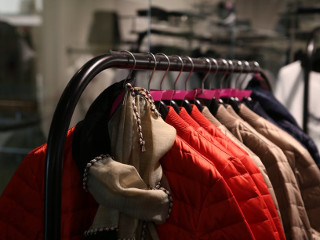 Cumperi mereu aceeasi marime la haine