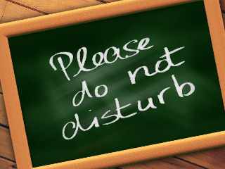 Ai grija sa nu fii intrerupt