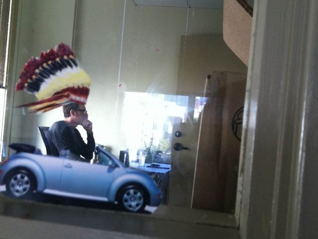 Cand seful este atat de concentrat, angajatul isi gaseste imediat de lucru