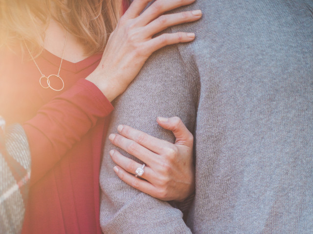 ...sau pe zeita Iuno