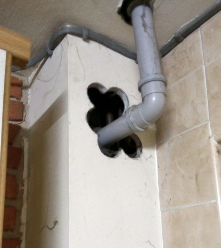 O gaura mare pentru o singura teava